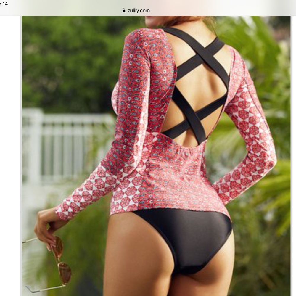 Rash guard swim top